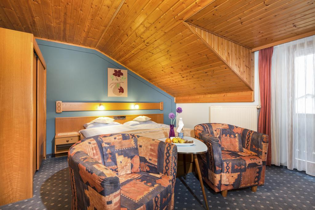 Genusshotel Hohenbogen Neukirchen beim Heiligen Blut Εξωτερικό φωτογραφία