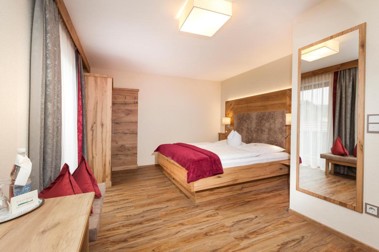 Genusshotel Hohenbogen Neukirchen beim Heiligen Blut Εξωτερικό φωτογραφία